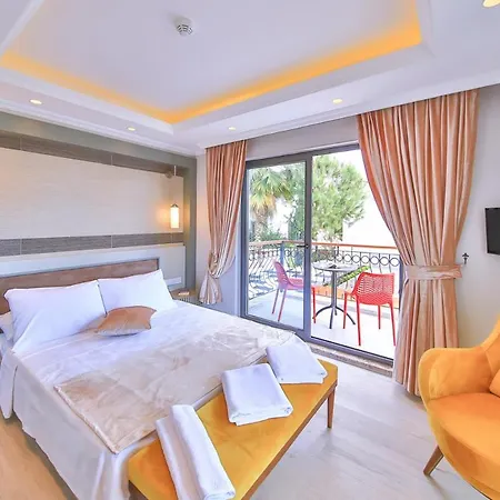 Sleeps 6 Pool Air Con Wifi *